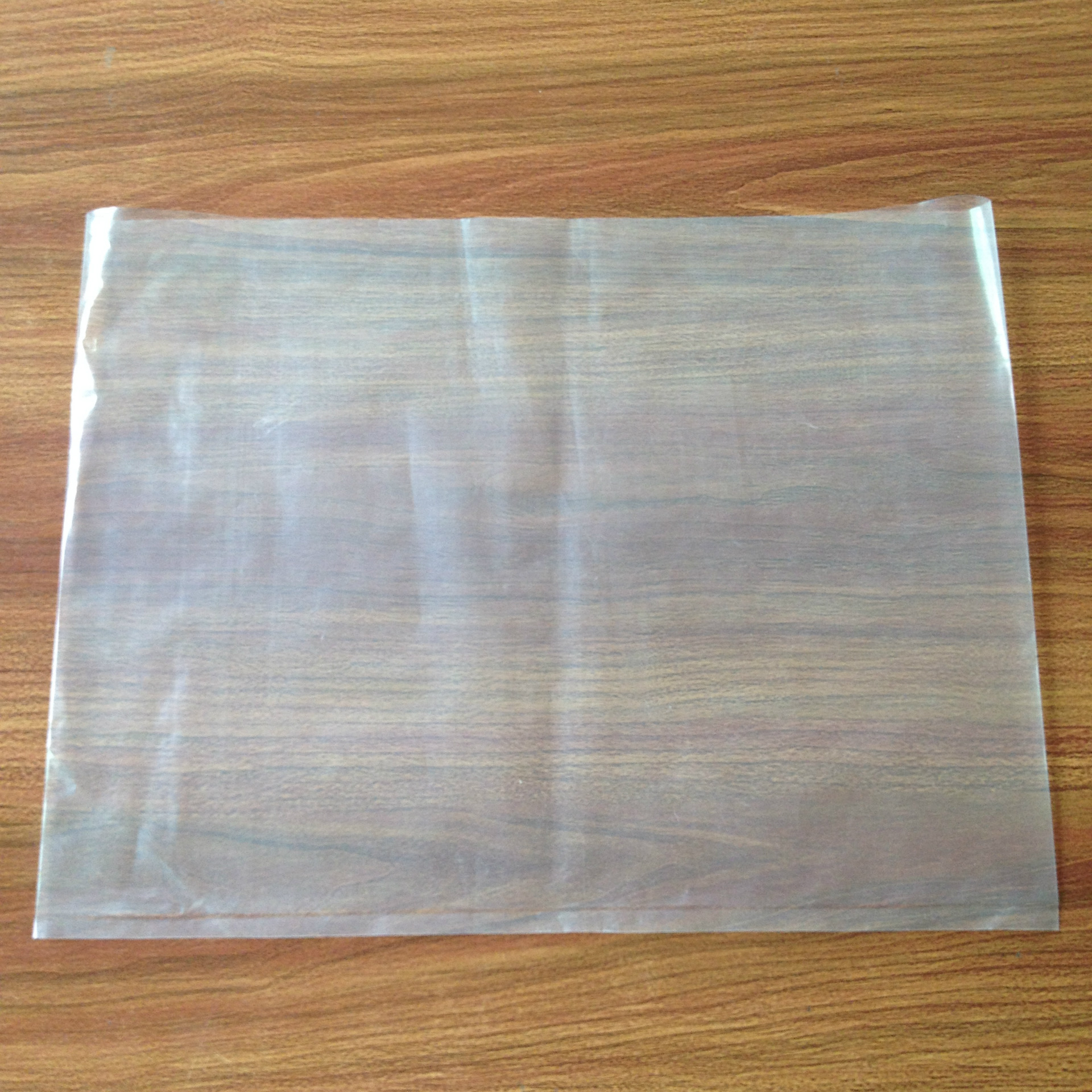 全市共出动执法人员2000余人次