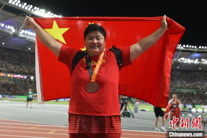 九届元老巩立姣在世锦赛摘铜：盼第十届实现‘