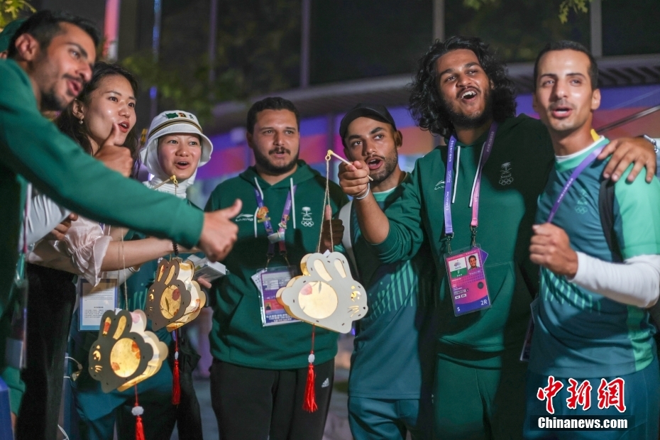 成都、杭州、广西三城并肩坐标绘就中国体育全