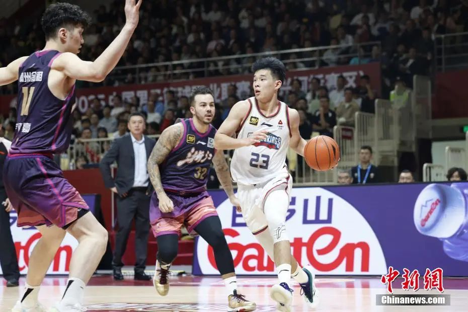 21岁中国后卫林葳冲击NBA选秀 确认自动获得参选