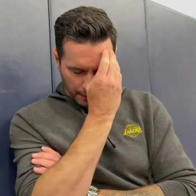 东契奇伤退里夫斯报销 湖人季后赛前景彻底崩塌