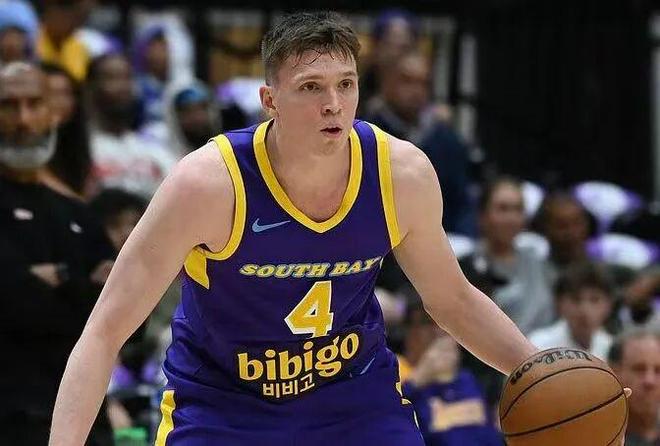 东契奇伤退里夫斯报销 湖人季后赛前景彻底崩塌